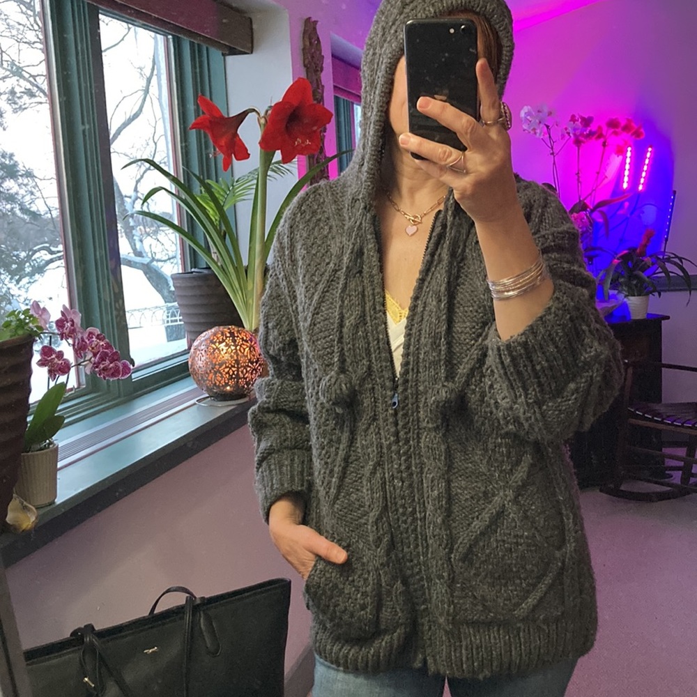100% wool zip up  Hoodie cable knit